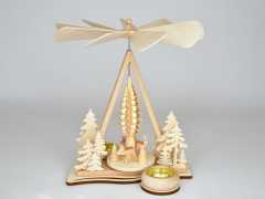 Dreieckspyramide, Rehgruppe, Spanbäume und 2 Teelichthalter